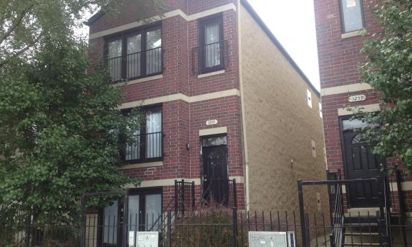 apartment, multi-family, fully leased, fully occupied, condo-quality, Homan Square, Chicago