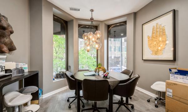 Multi-Use Property in the Heart of River North 5