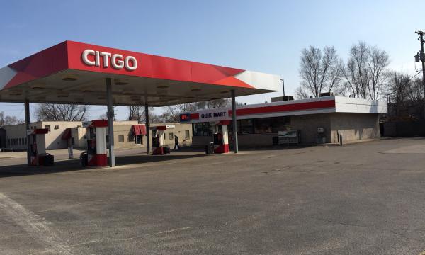 Gas station in heavily trucked corridor in Rockford