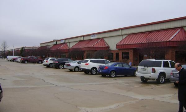 Industrial flex building in Mokena