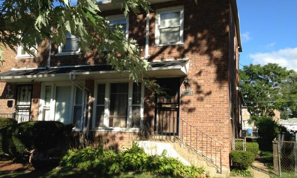 Single-family duplex on the south side of Chicago