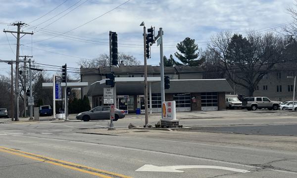 Site on Hard Corner of Ridge Rd and Wilmette Ave 5