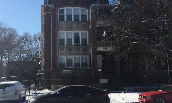 6-Unit Multi-Family Apartment Building Near Roosevelt Road