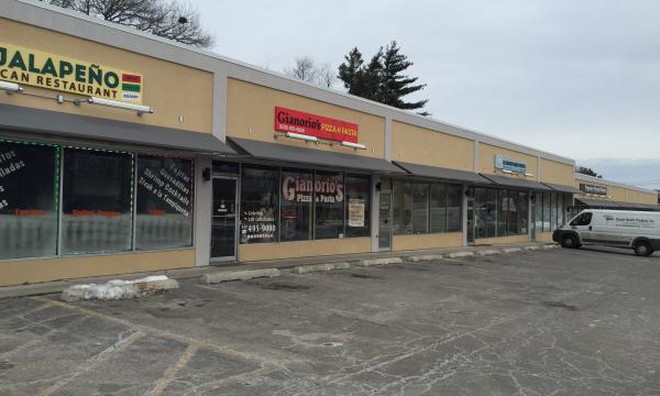 Retail center on Main in Lombard