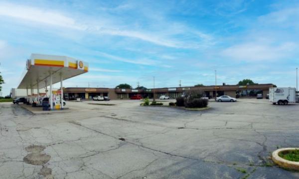 Multi-Tenant Retail Center in Rockford