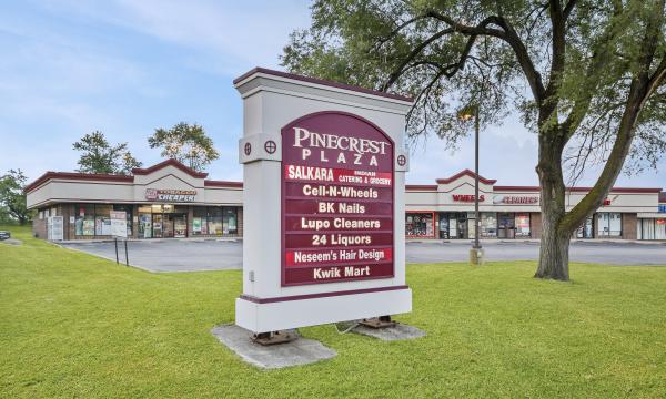 Neighborhood retail at busy corner in Bolingbrook