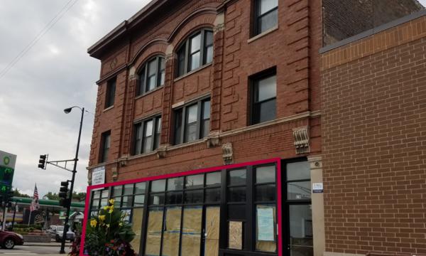 Retail storefront for lease at Broadway and Foster in Chicago