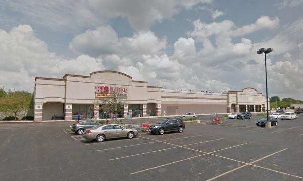 Two unit big box retail building for sale in western Aurora