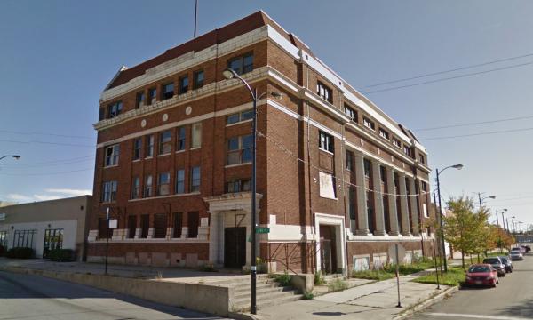 Office with potential to rehab or redevelop in Chicago's South Shore neighborhood