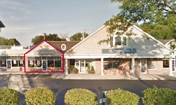 Office storefront space available for lease in Libertyville