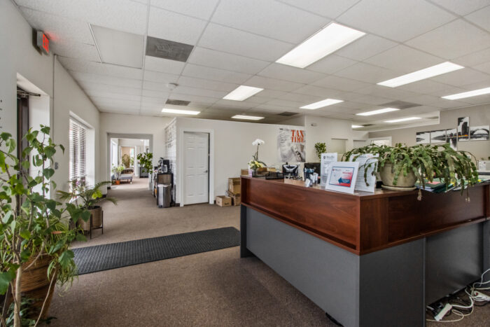 For Lease: Retail/Office Suites in Prime Palatine Location