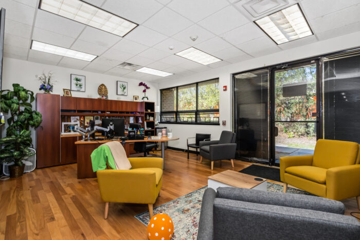 Sublease Opportunity | Plug and Play Office in Prime Location in Schaumburg