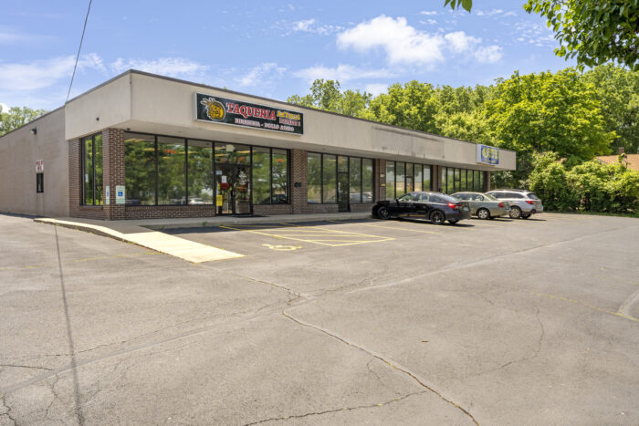 Formerly Managed: Neighborhood Retail in Rockford, IL