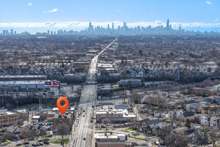 For Sale: Newly Updated Office Building in Jefferson Park