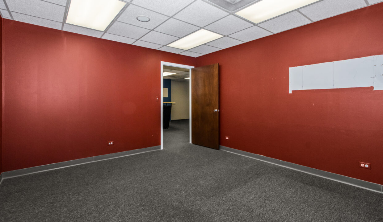 012_hdr_v501965_1officec