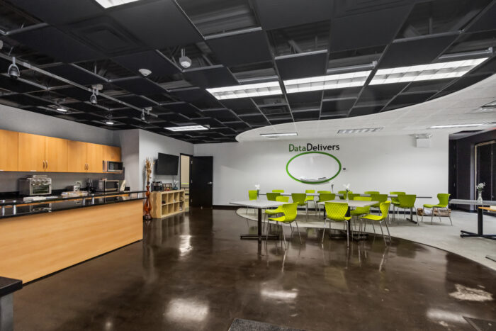 Sublease Opportunity | Plug and Play Office in Prime Location in Schaumburg
