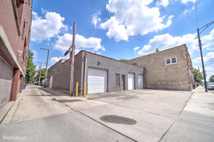 For Sale: Flex Industrial Building on Montrose with 50’ of Frontage
