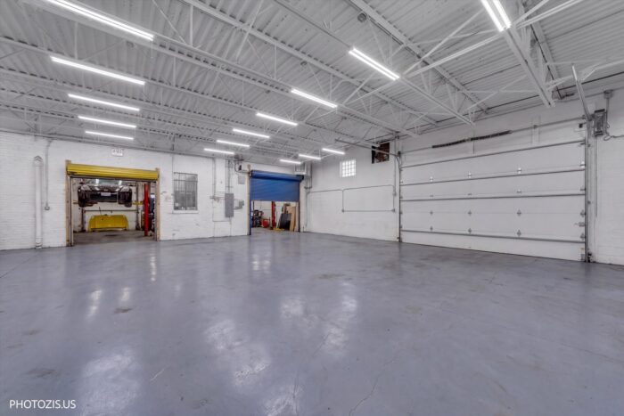 For Sale: Flex Industrial Building on Montrose with 50’ of Frontage