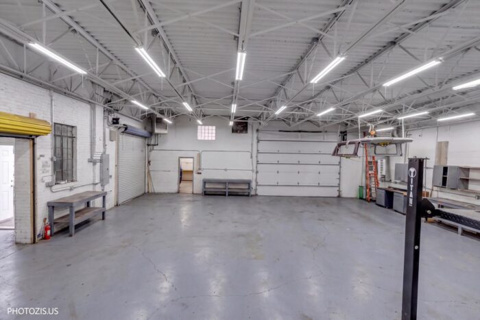 For Sale: Flex Industrial Building on Montrose with 50’ of Frontage