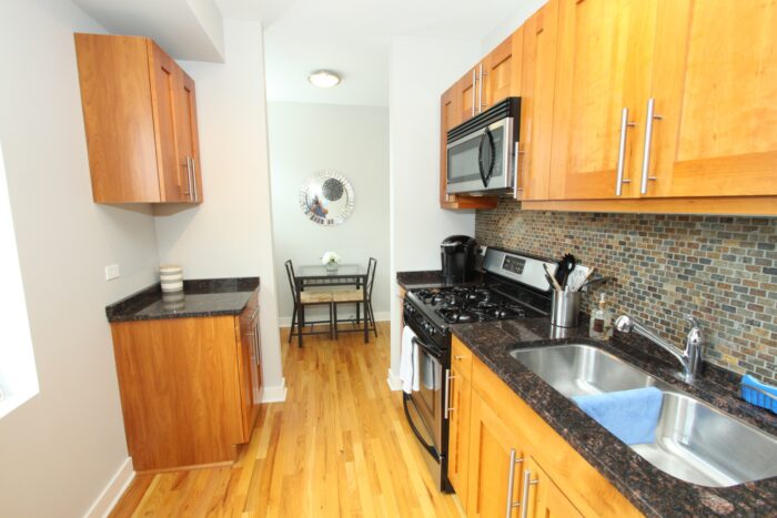10 Unit Multi-Family Building: Located at Barry and Clybourn in Roscoe Village