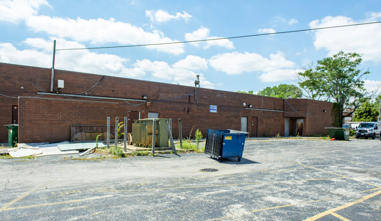 1502-28_E_63rd_16