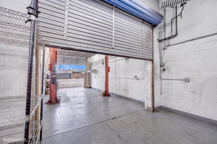 For Sale: Flex Industrial Building on Montrose with 50’ of Frontage