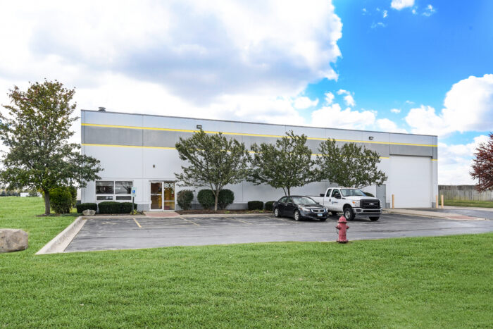 Formerly Managed: 5,500 SF Warehouse in Batavia, IL