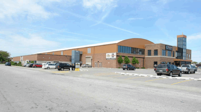 Formerly Managed: Commercial Building in Melrose Park
