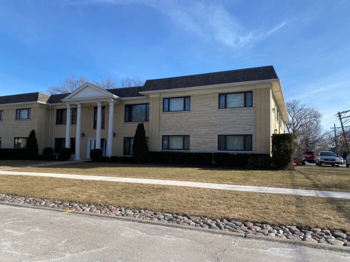 For Sale: Fully Leased Multi-Family in Park Ridge