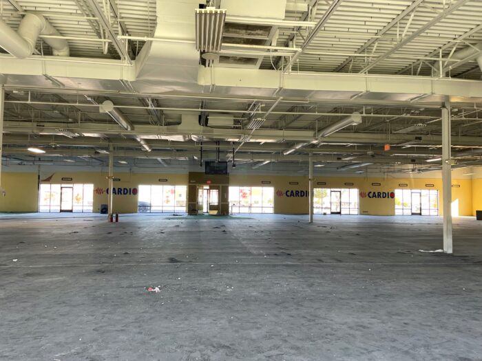 For Lease: Retail Outlot on Strong Commercial Corridor