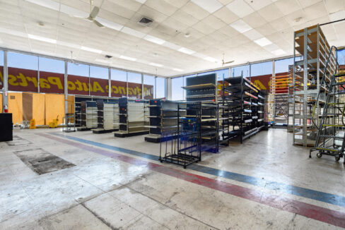 211 S Milwaukee Ave Libertyville IL 60048 USA-012-011-0012-MLS_Size - Copy