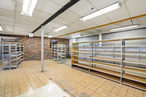 211 S Milwaukee Ave Libertyville IL 60048 USA-014-014-0014-MLS_Size - Copy