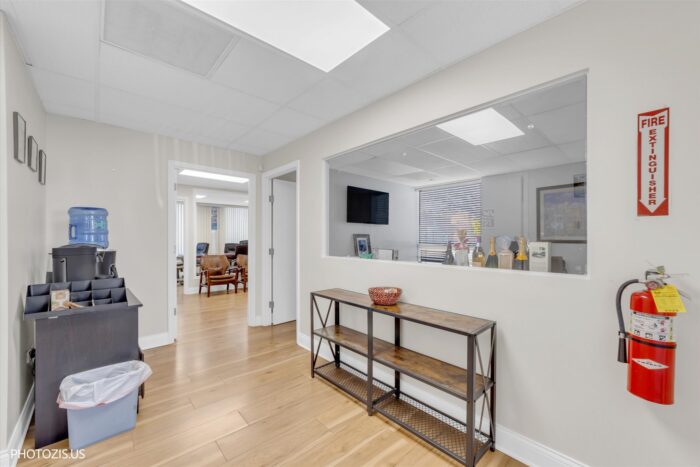 For Sale: Newly Updated Office Building in Jefferson Park