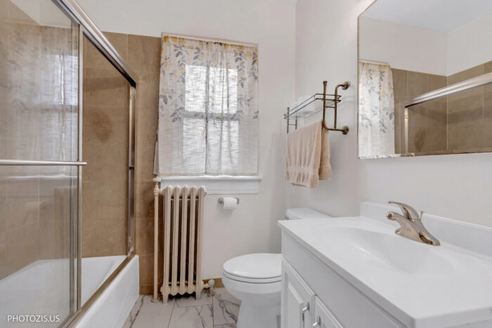 For Sale: Two-Story Mixed-Use Property in Oak Park