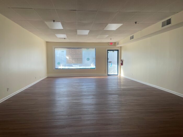 For Lease: 1,000 SF Retail Space in Turn-Key Condition