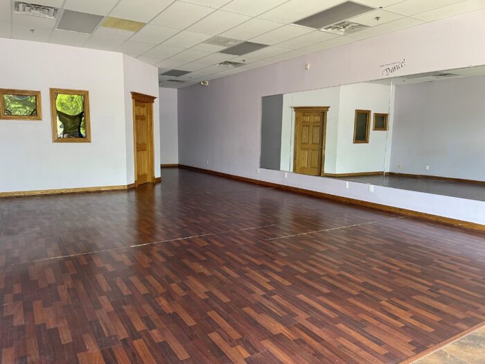 Only 1 Unit Remaining – Prime Retail for Lease in Palatine
