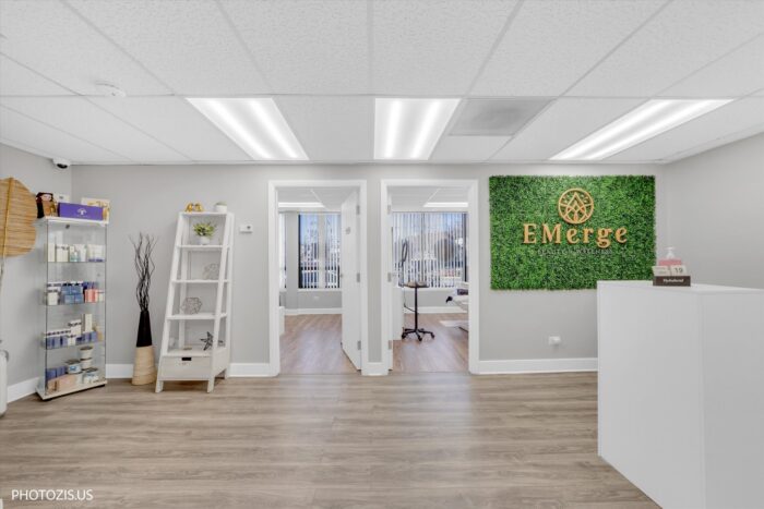 For Sale: Newly Updated Office Building in Jefferson Park