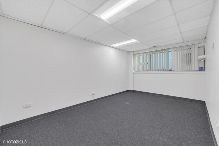 For Sale: Newly Updated Office Building in Jefferson Park