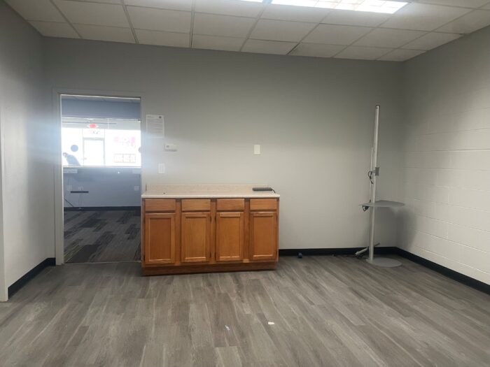 For Lease: Retail Storefront on Heavily-Trafficked IL-Route 120
