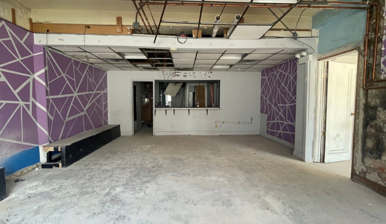 5649 N. Ahland Interior