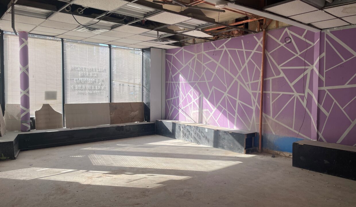 5649 N. Ashland Interior-Toward Street 2