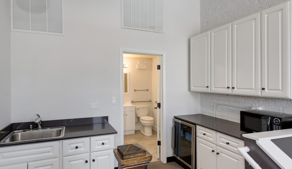 600 Laurel Ave Highland Park IL 60035 USA-016-021-0016-MLS_Size