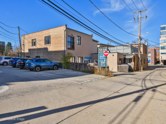 For Sale: Mixed-Use Building in Downtown Highland Park