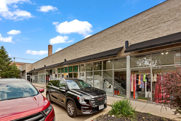 Neighborhood Retail Strip Center on Busy 47th Street