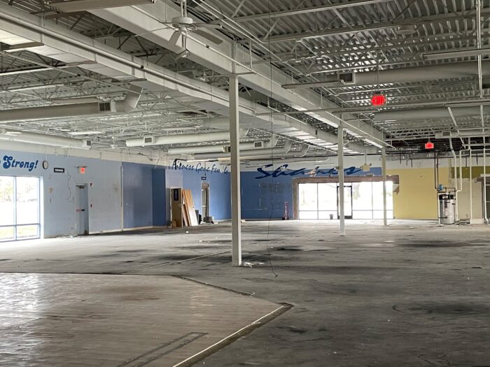 For Lease: Retail Outlot on Strong Commercial Corridor