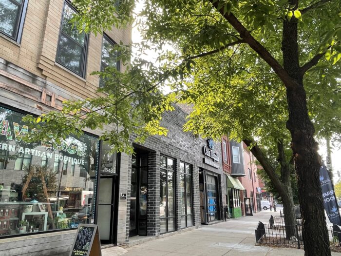 Prime Wicker Park Location 3,000 SF of Retail For Lease