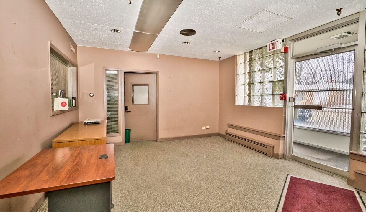 BuildingPhoto (7)