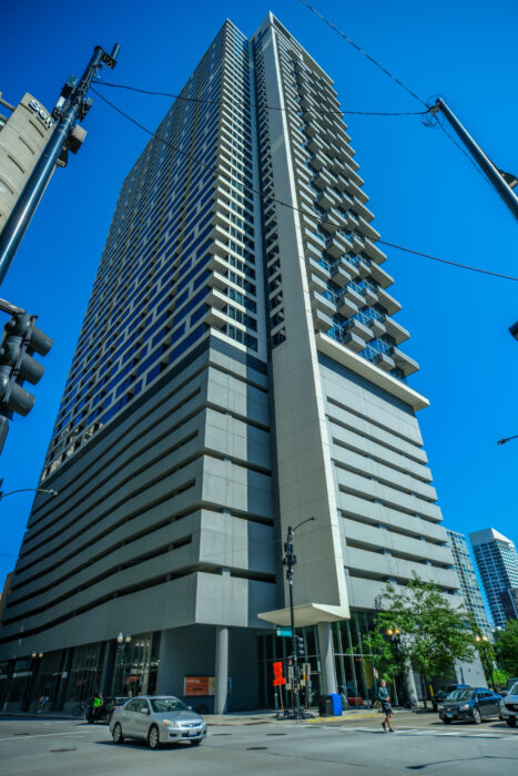 For Lease: Office and Retail Space in Prime Loop Location