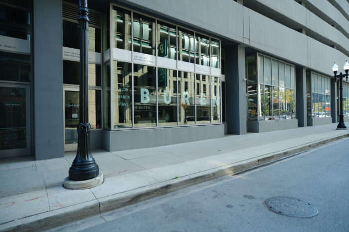 For Lease: Office and Retail Space in Prime Loop Location