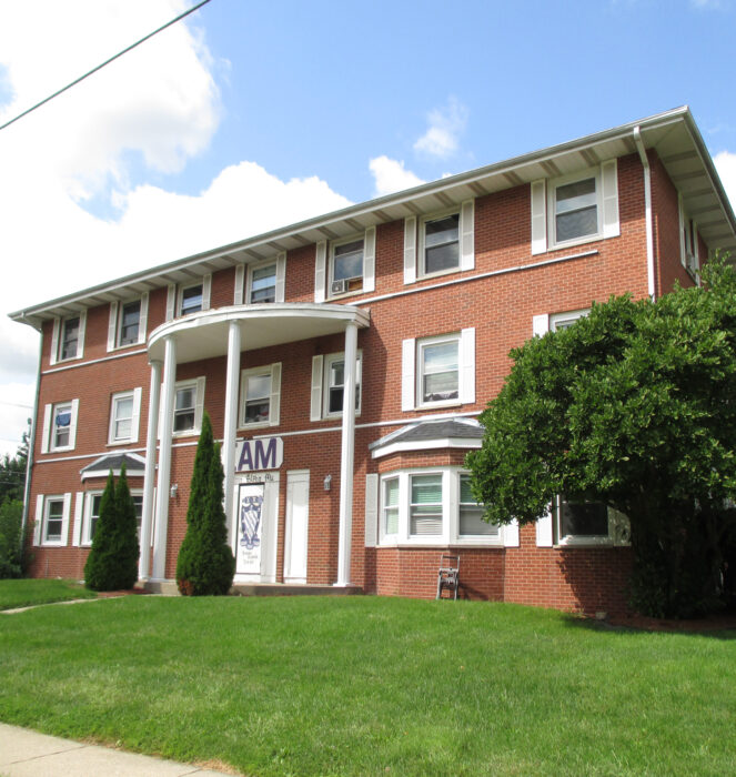 Court-Ordered Receiver Sale: Multi-Family Property in DeKalb, IL